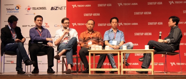 Andrew Darwis, Donald Wihardja, David Ratner, Tedy Djajawinata, Ryu Kawano, Moderator Andi S. Boediman Andrew Darwis, Donald Wihardja, David Ratner, Tedy Djajawinata, Ryu Kawano, Moderator Andi S. Boediman