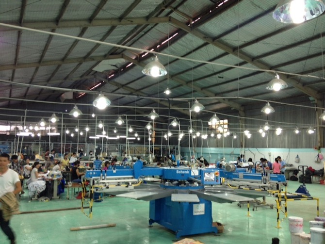 Aothun's new factory. The blue machine at the front is capable of producing an output of 700 high quality 3D print per hour. Aothun's new factory. The blue machine at the front is capable of producing an output of 700 high quality 3D print per hour.