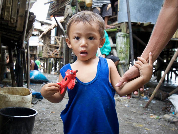 starving children philippines