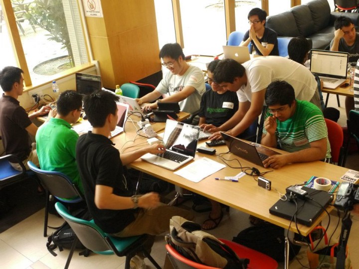Hack&Roll hackathon NUS Hackers