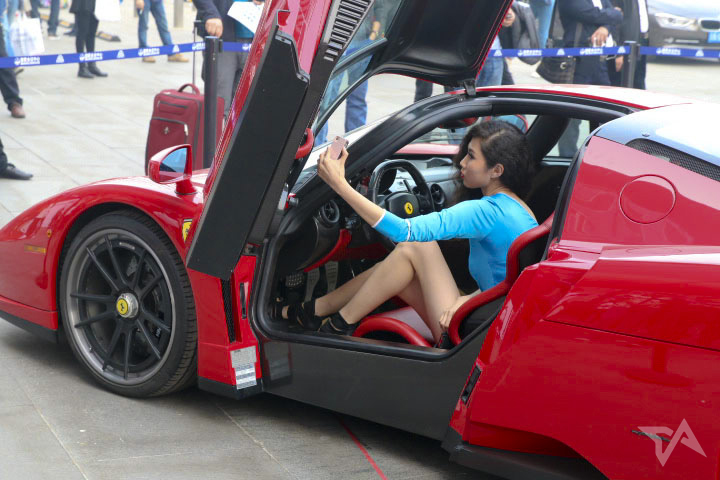 pretty girl ferrari selfie