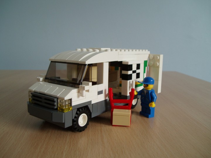 This crowdsourced courier service wants to make the system more transparent, accepts Bitcoin