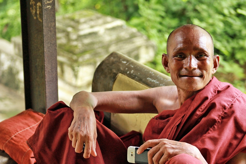 Myanmar Viber Facebook usage