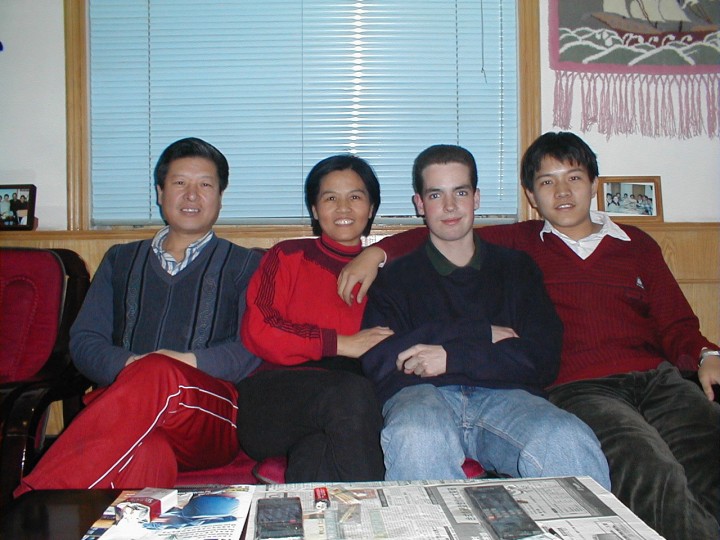 Love with his host family as a high school exchange student in Beijing.