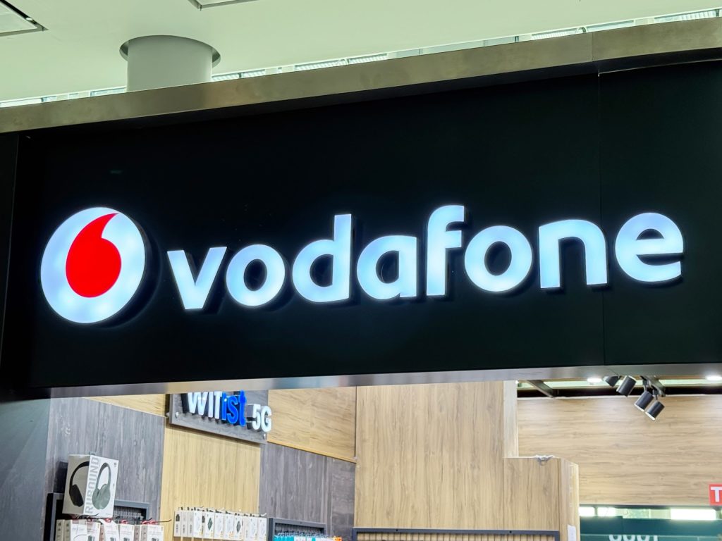 High-Quality Keppel To Sell M1's Telco Business To Simba For S$1.43 Billion Abstract for Mobile High-Quality Keppel To Sell M1's Telco Business To Simba For S$1.43 Billion Abstract for Mobile