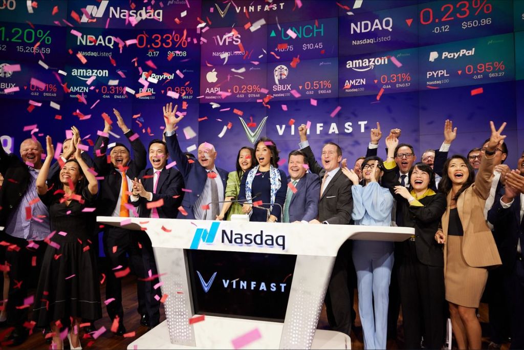 In 50 Words: VinFast shares soar 255% on Nasdaq debut despite setbacks