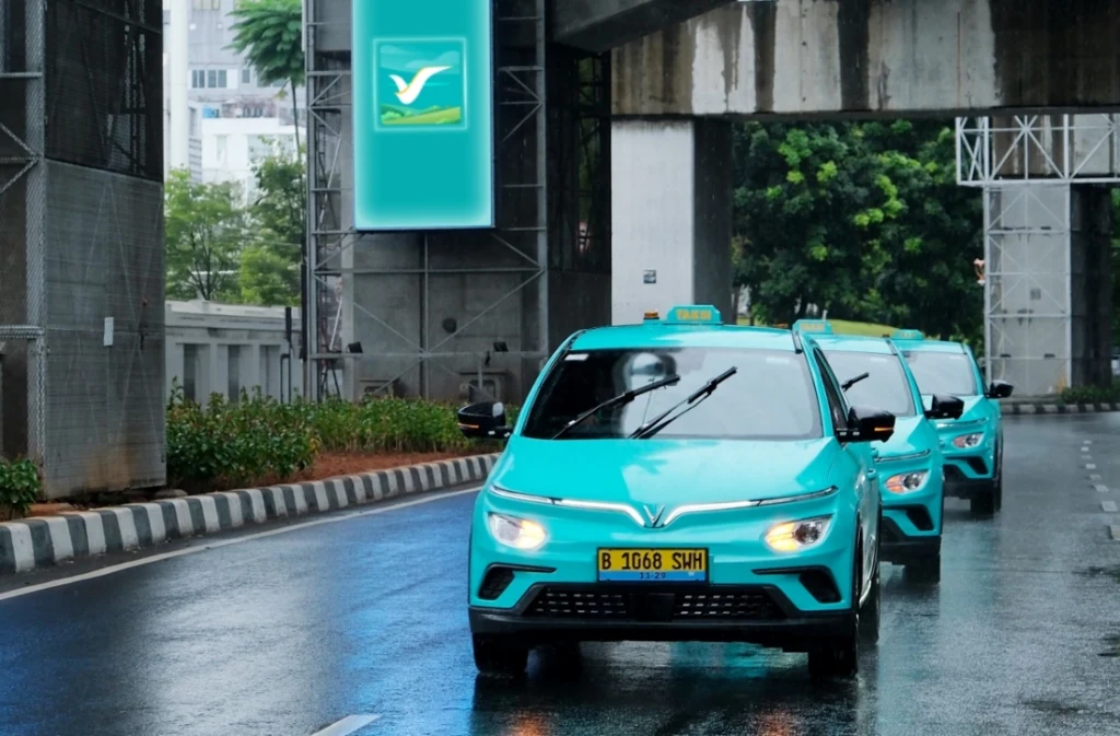 electric taxi xanh sm