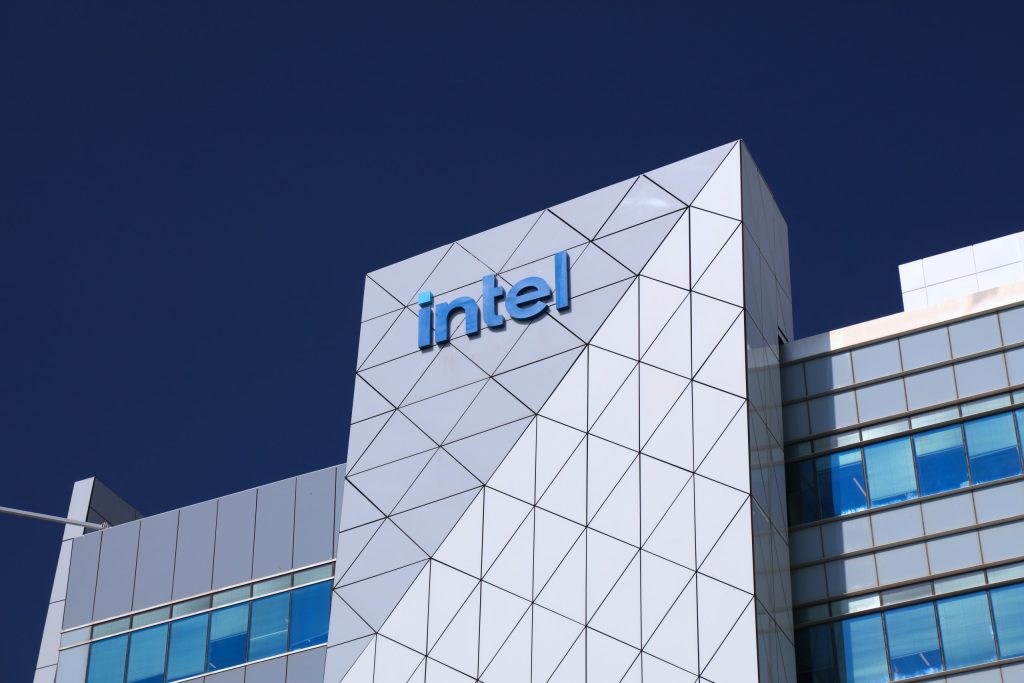 Intel’s new CEO plots overhaul of manufacturing, AI operations