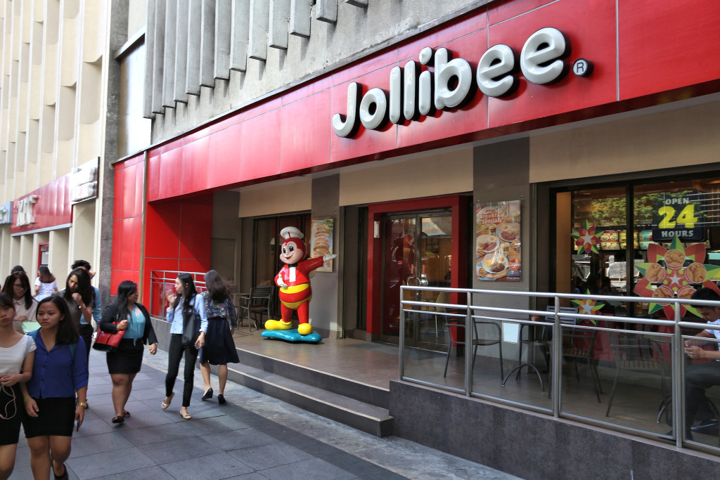 Jollibee’s café-buying spree brews a showdown with startups