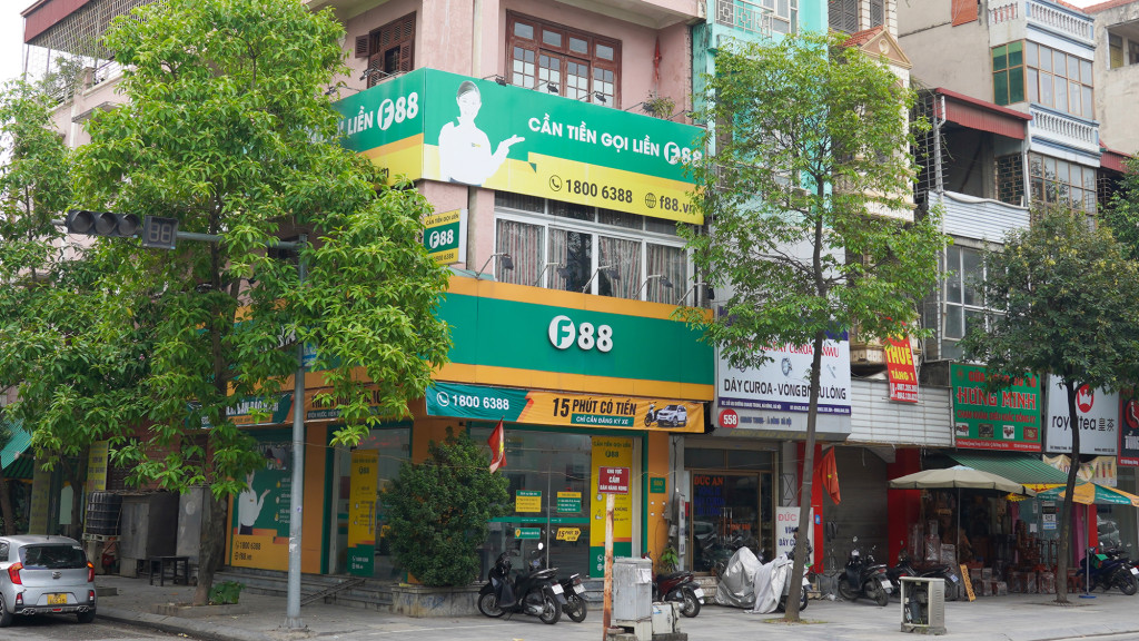 Vietnam’s F88 pawnshop chain sees shares hit ceiling in market debut