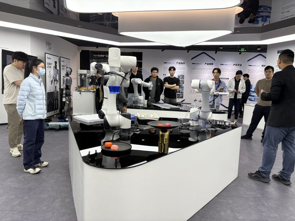 Chinese humanoid robot firms shift focus to intelligent systems
