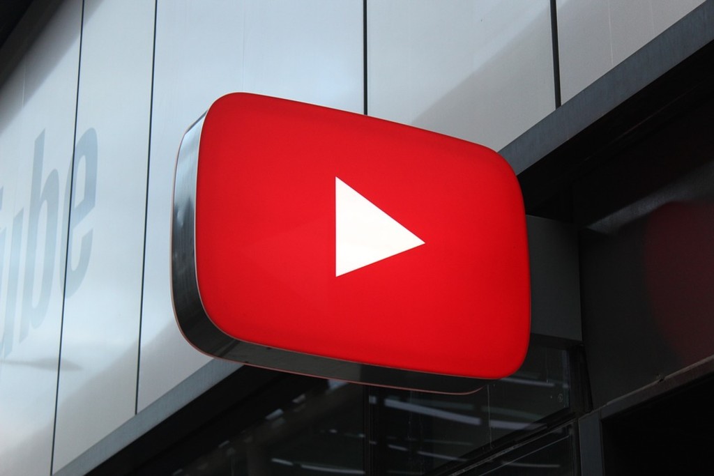 YouTube becomes top news source for older S Koreans: report