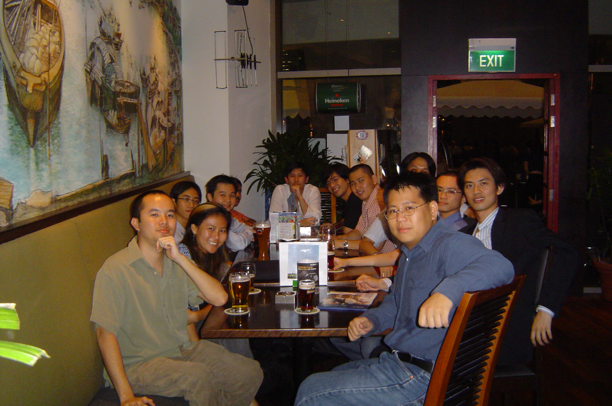 pub3_harrysbar
