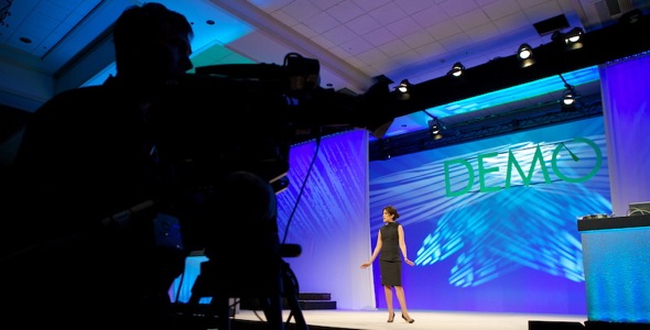 demo-stage-590x300