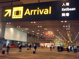 arrival-singapore-airport arrival-singapore-airport