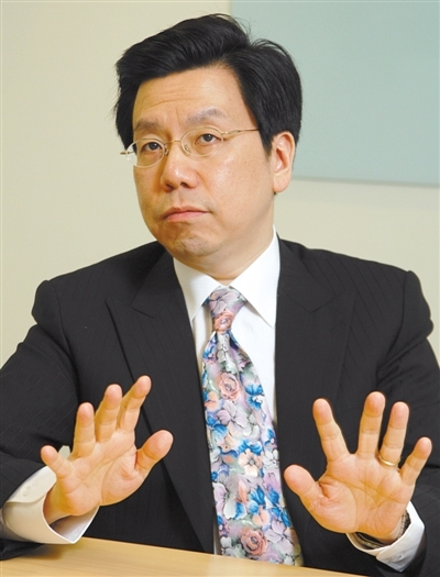Kaifu Lee Will Post His Autobiography for Free on Amazon Kaifu Lee Will Post His Autobiography for Free on Amazon