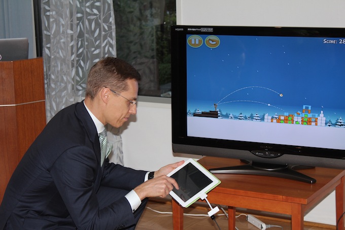Minister for European Affairs and Foreign Trade for Finland, Alex Stubb shows off his Angry Birds skills