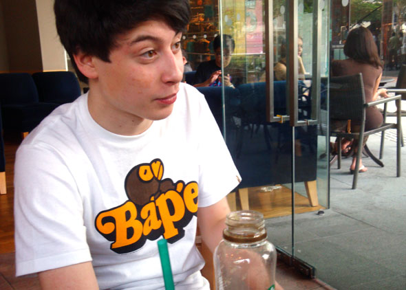 Nick-D’Aloisio-at-Starbucks-Summly