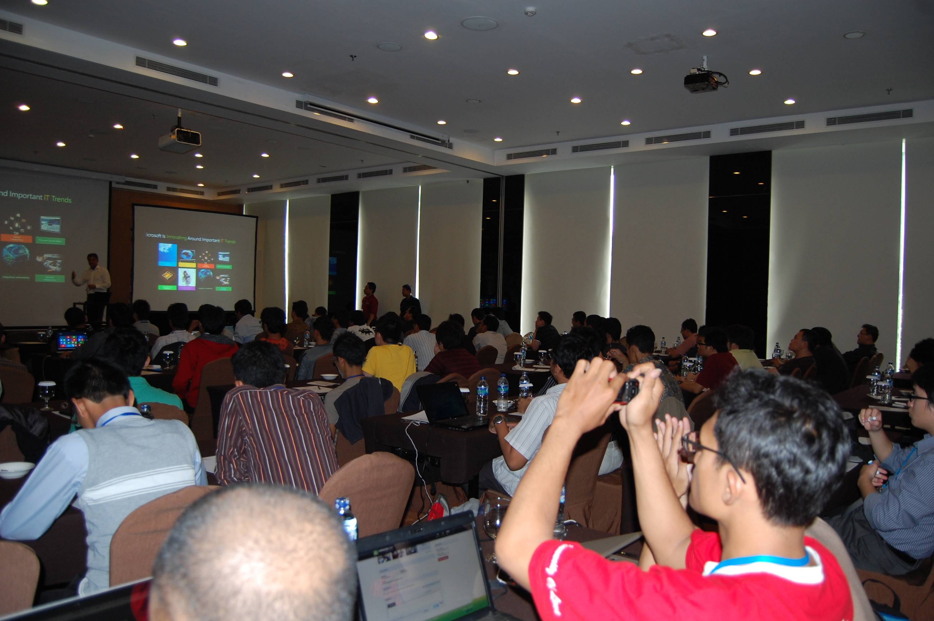 Windows 8 Boot Camp Held In Indonesia Produces Dozens Of Applications
