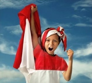 Boy-with-Indonesian-Flag