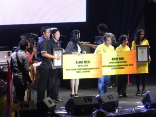Digital Sing Along with Raisa
