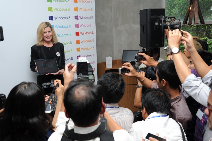Hands-On with Microsoft Windows 8, Now Available in Asia Pacific [VIDEO]
