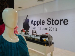 fake apple store indonesia 2