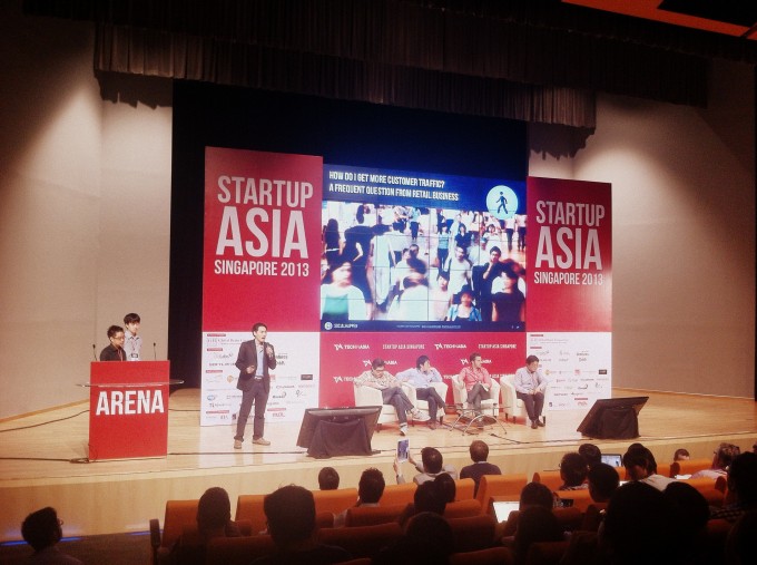 social-happen-startup-arena
