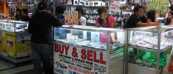 A peek at the Philippines’ gray market for phones A peek at the Philippines’ gray market for phones