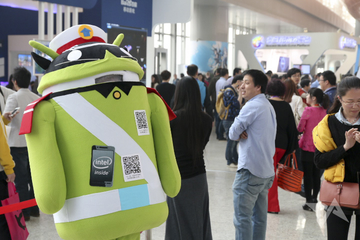 China spends more money on mobile ads than the rest of the world combined China spends more money on mobile ads than the rest of the world combined