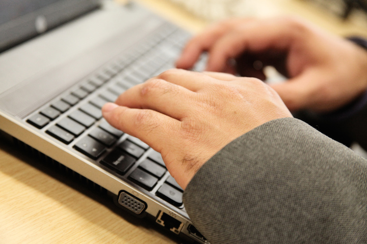 online-work-laptop-flickr