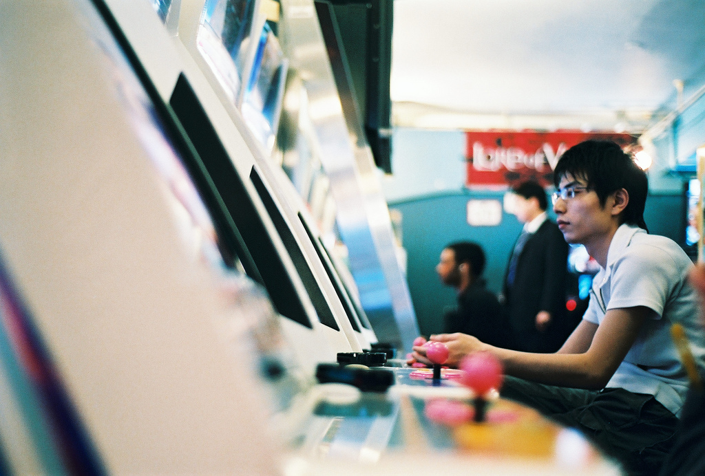 Coins are so 2014: Japanese arcades to accept emoney Coins are so 2014: Japanese arcades to accept emoney