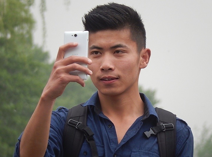 china-smartphone-selfie
