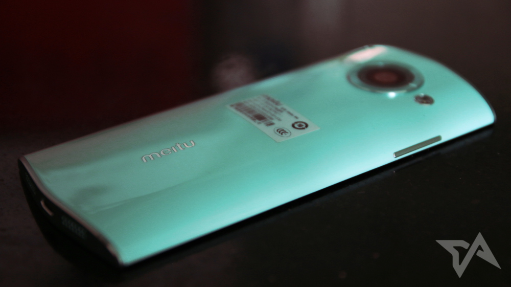 meitu 4 back