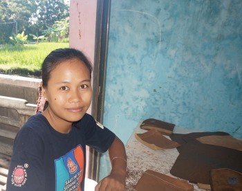 An Indonesian artisan