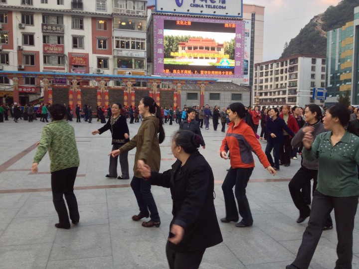 In Chinas Red Hot Startup Scene Even Dancing Grannies Get Vc Funding