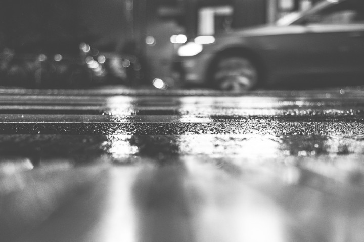 car-rain-dark