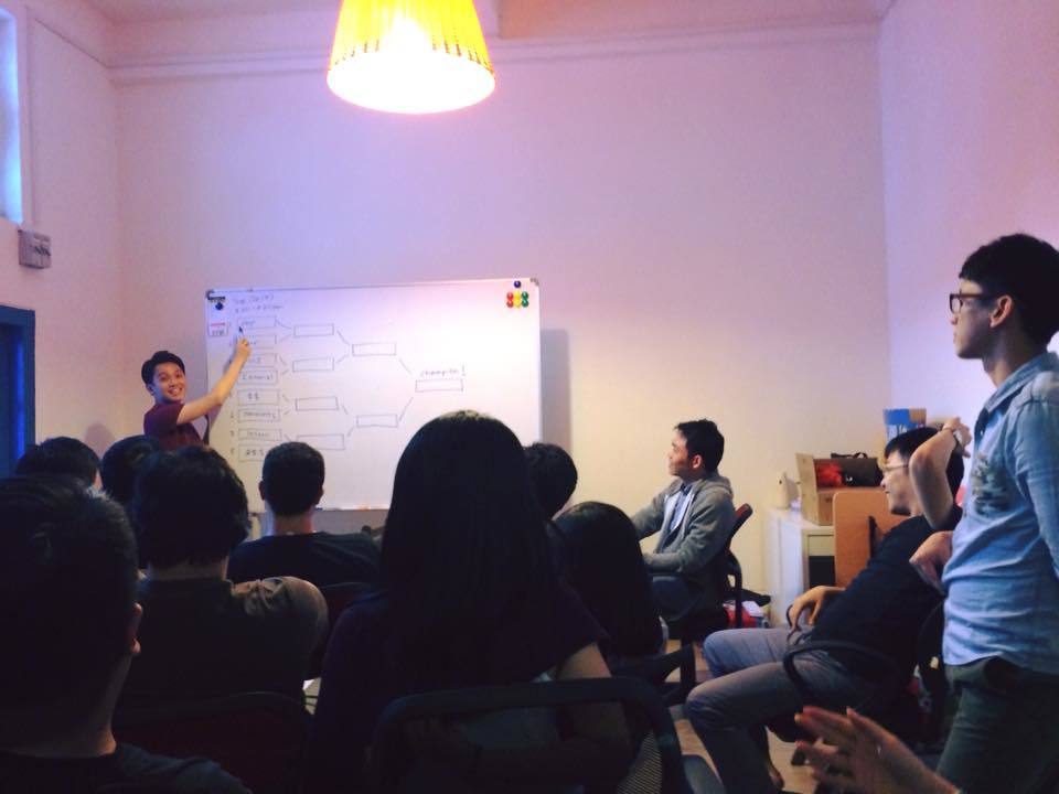 Here's our COO, Andrew briefing us about the tournament. 