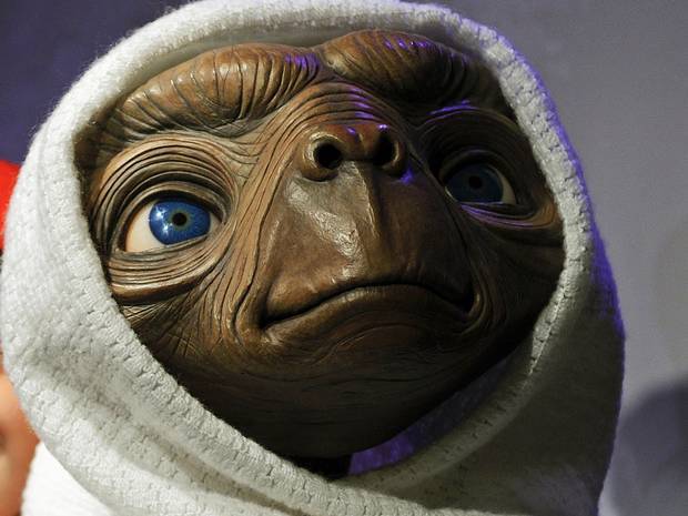 Stephen Hawking and Yuri Milner announce $100M initiative to seek ET