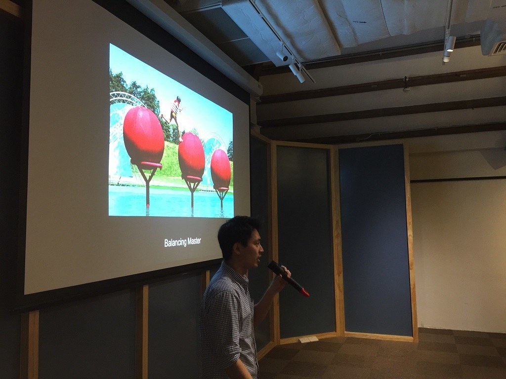 Zendesk senior product manager Bjorn Lee speaks at Product Hunt Meetup Singapore 2015