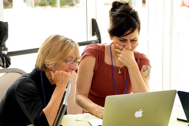 Why aren’t there more women in tech? (INFOGRAPHIC)