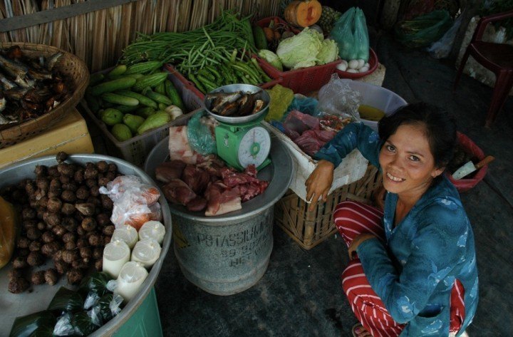 vietnam food seller