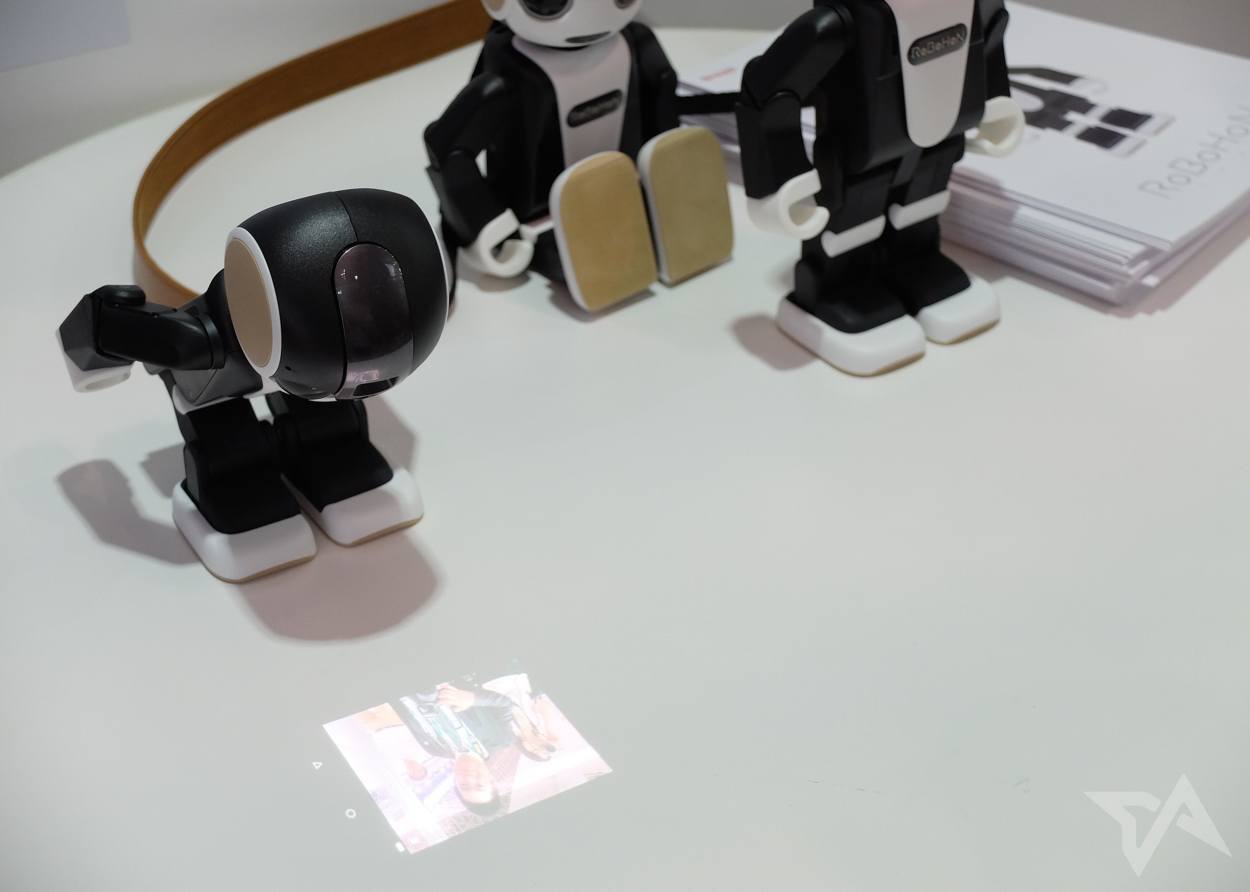 This crazy new smartphone is a robot