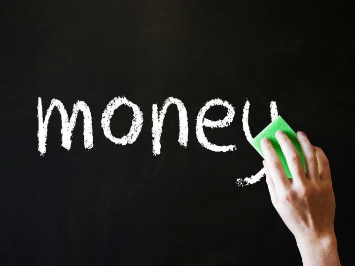Photo credit: Images Money.