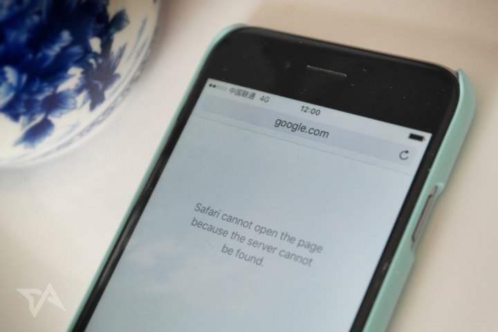 Google scales the Great Firewall, falls off 105 minutes later Google scales the Great Firewall, falls off 105 minutes later