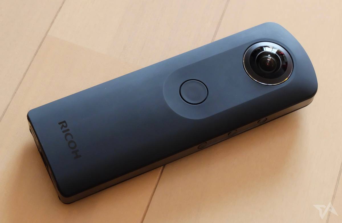 360-degree interactive selfies with Ricoh's bug-eyed Theta S