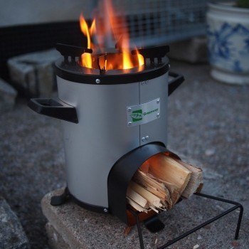 The Greenway Smart Stove is one of the two stoves Greenway has for purchase. The other is the Greenway Jumbo Stove.
