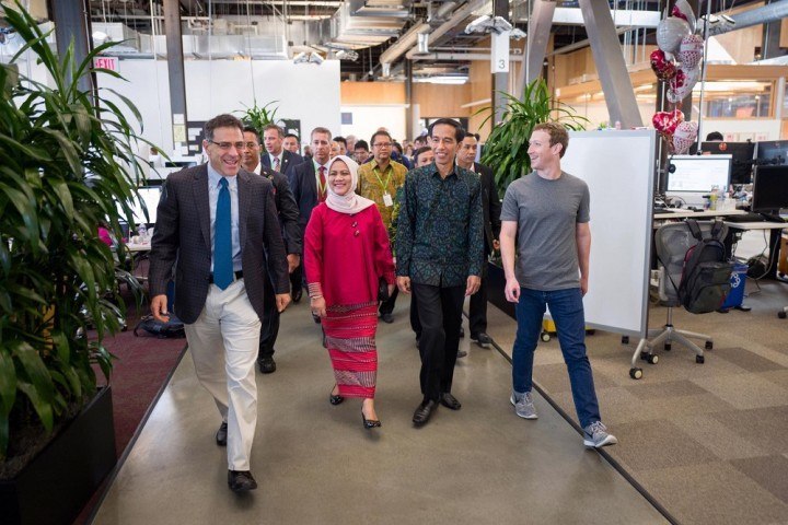 Indonesia President Joko Widodo visits Facebook HQ