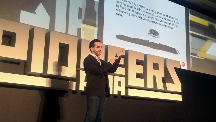 MainTool pitching at Pioneers Asia. 
