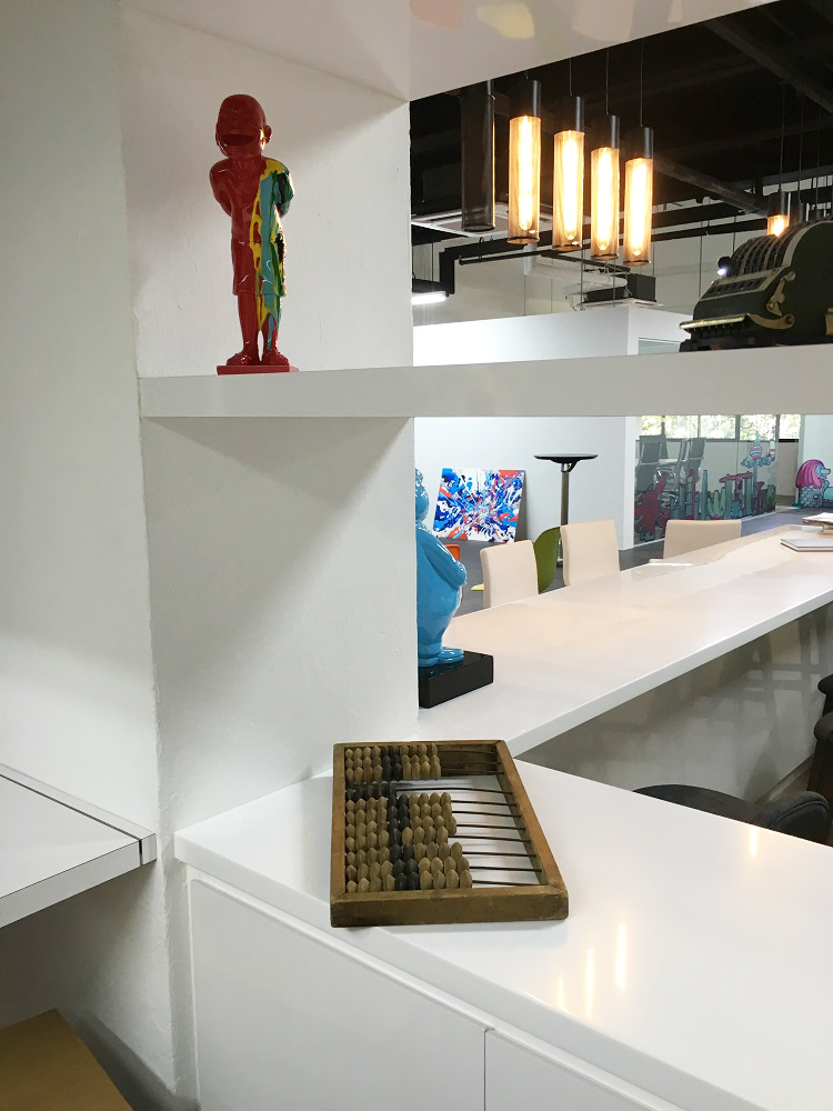 Life.Sreda co-working space - art gallery
